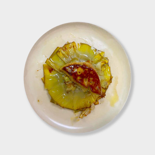 Flor de Alcachofa Confitada con Foie Gras
